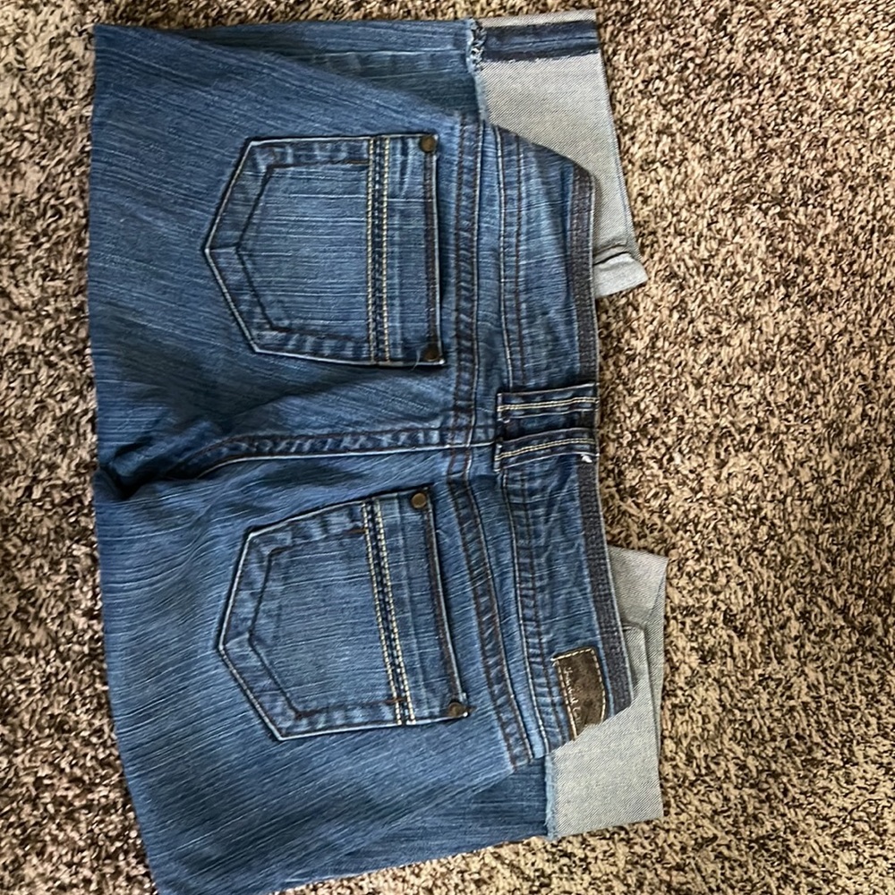 Capris - Picture 2 of 2